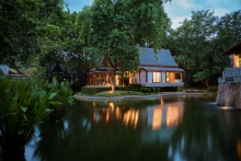 Chiva-Som Lake and Thai Pavilion Suite