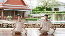 Two people having a meditation at Chivasom Huahin