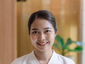 Thai Traditional Medicine Practitioner, Chananchida Banyeam 